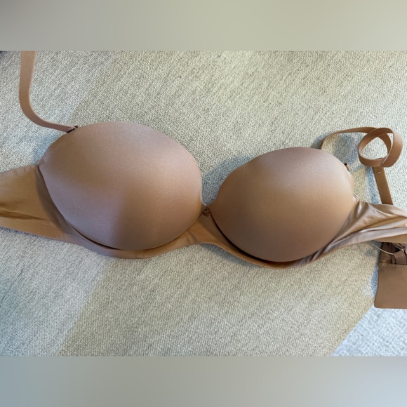 Skims ultimate strapless push up bra - Picture 1 of 2